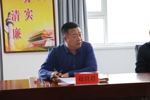 楊東虎任平涼泓源公司總經理 平涼泓源工業投資發展有限責任公司召開全體管理人員大會(圖4)