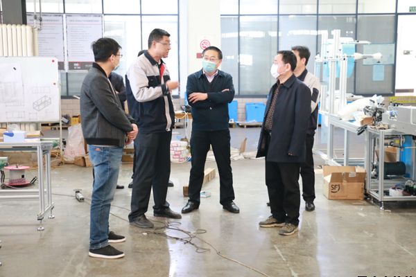 市紀委監委第三派駐組督導調研泓源公司黨風廉政建設及復工復產情況(圖2)
